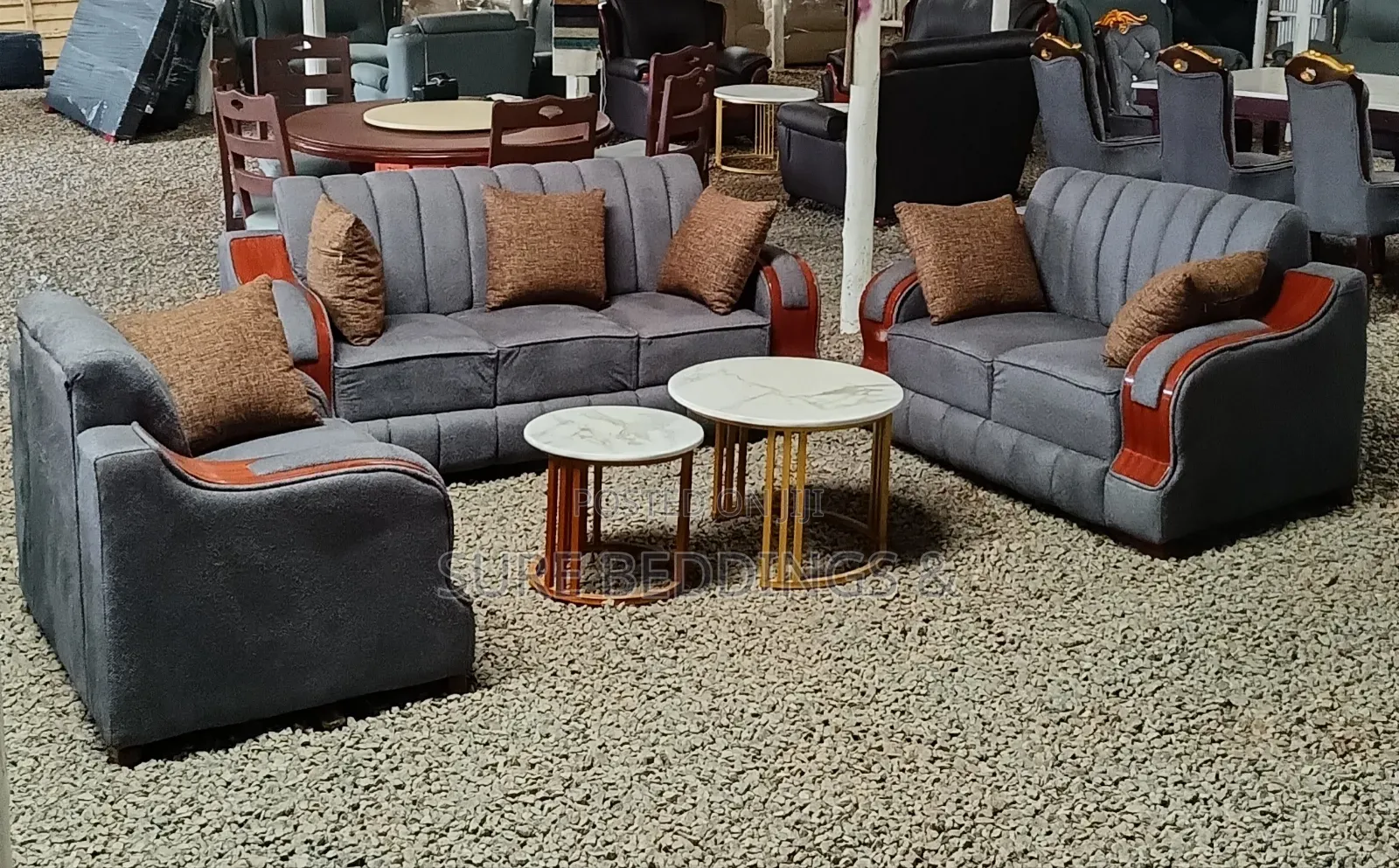 6 Sitters Diplo Sofa