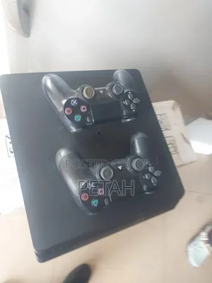 Play Station 4