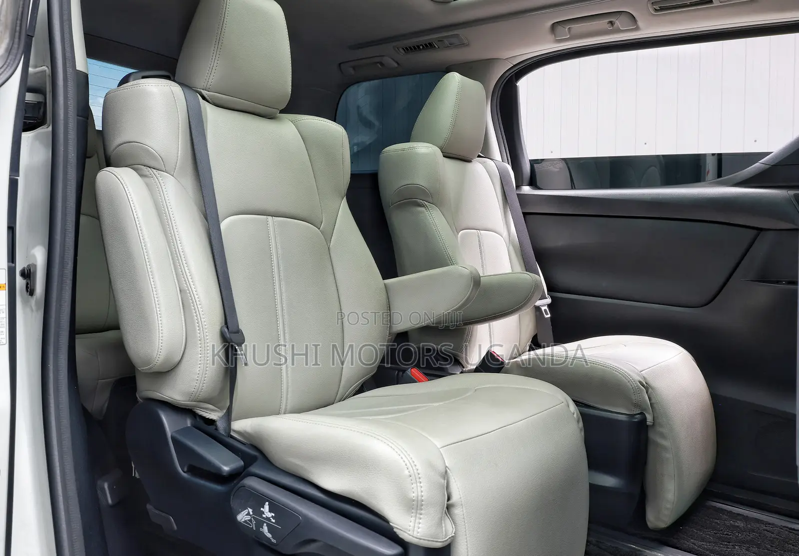 Toyota Alphard 2017 Pearl