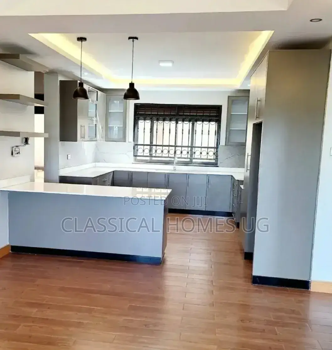 5bdrm Duplex in Mutungo Upper, Central Division for rent