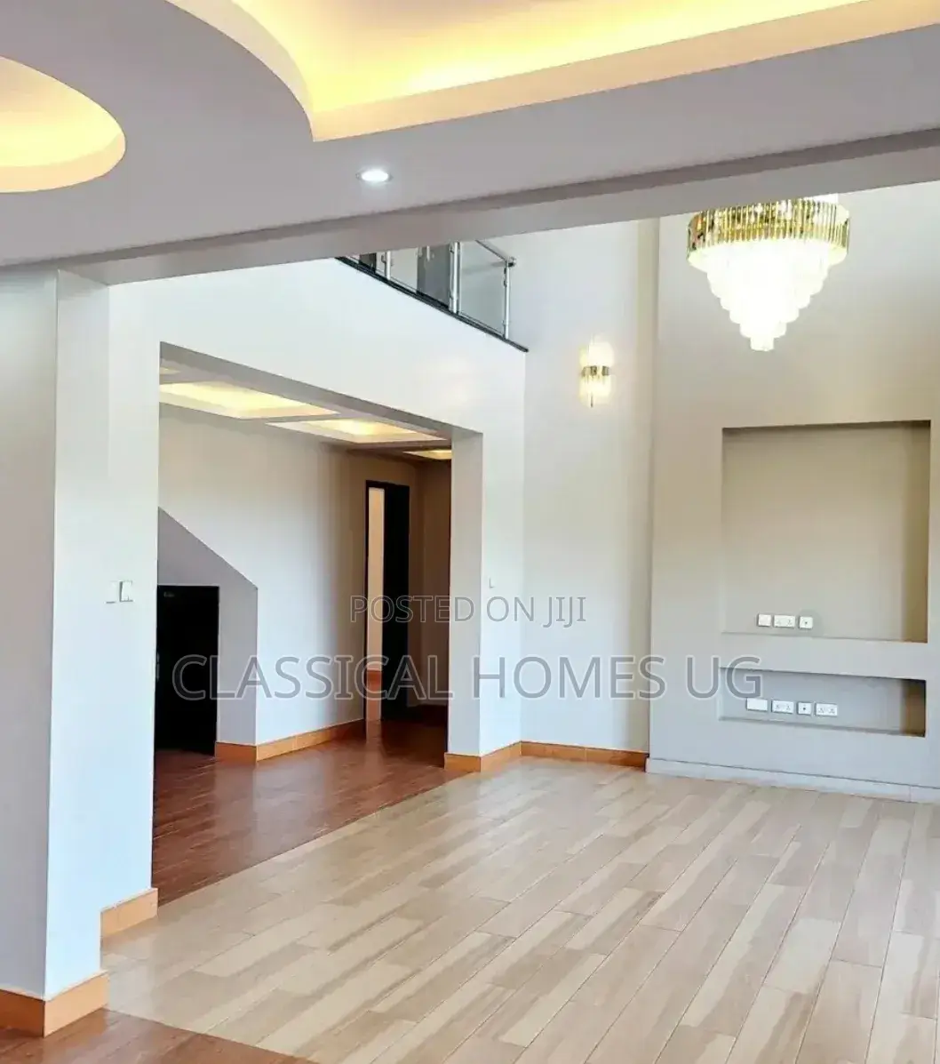 5bdrm Duplex in Mutungo Upper, Central Division for rent