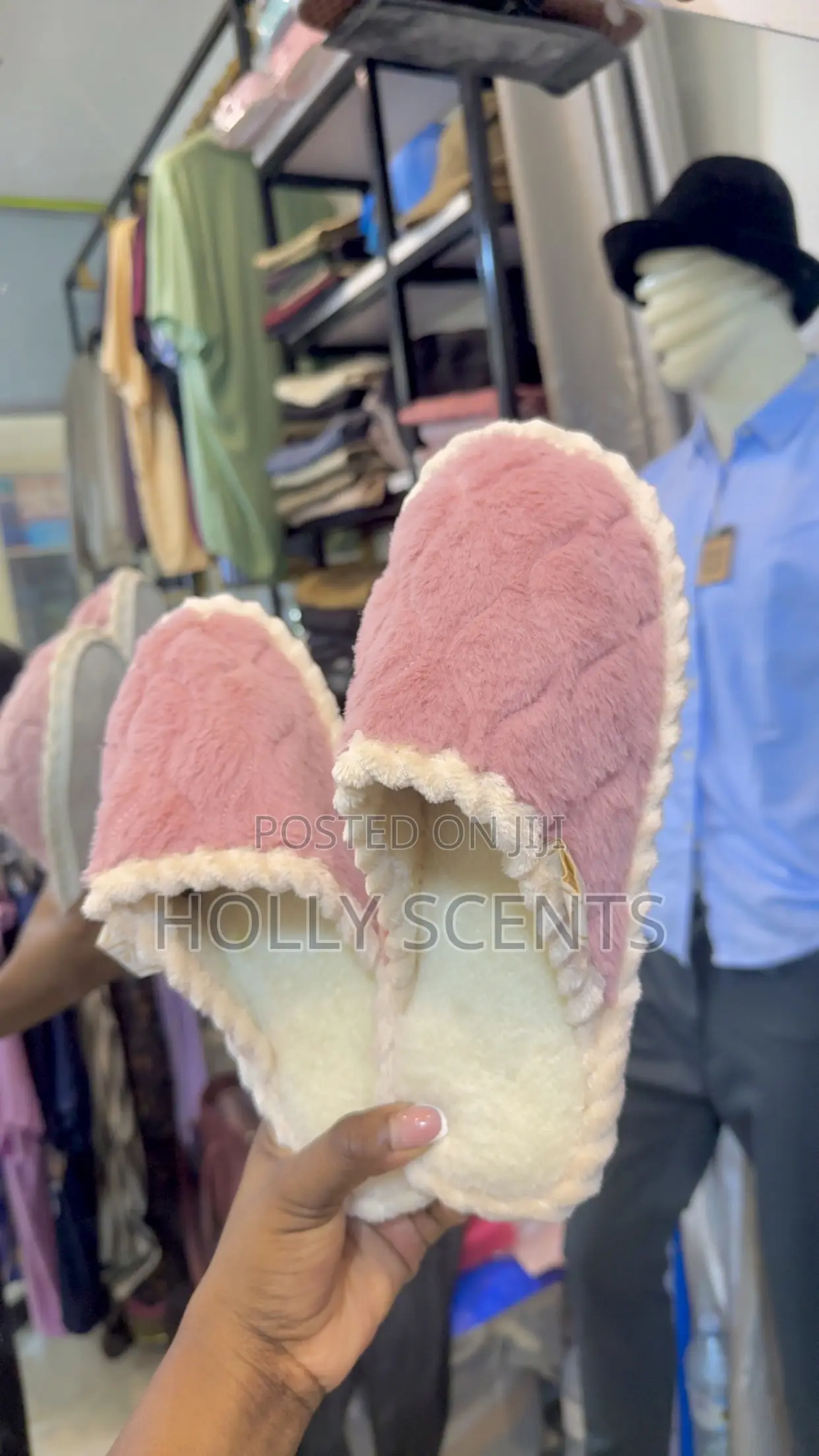 House Shoes/Indoor Sandals
