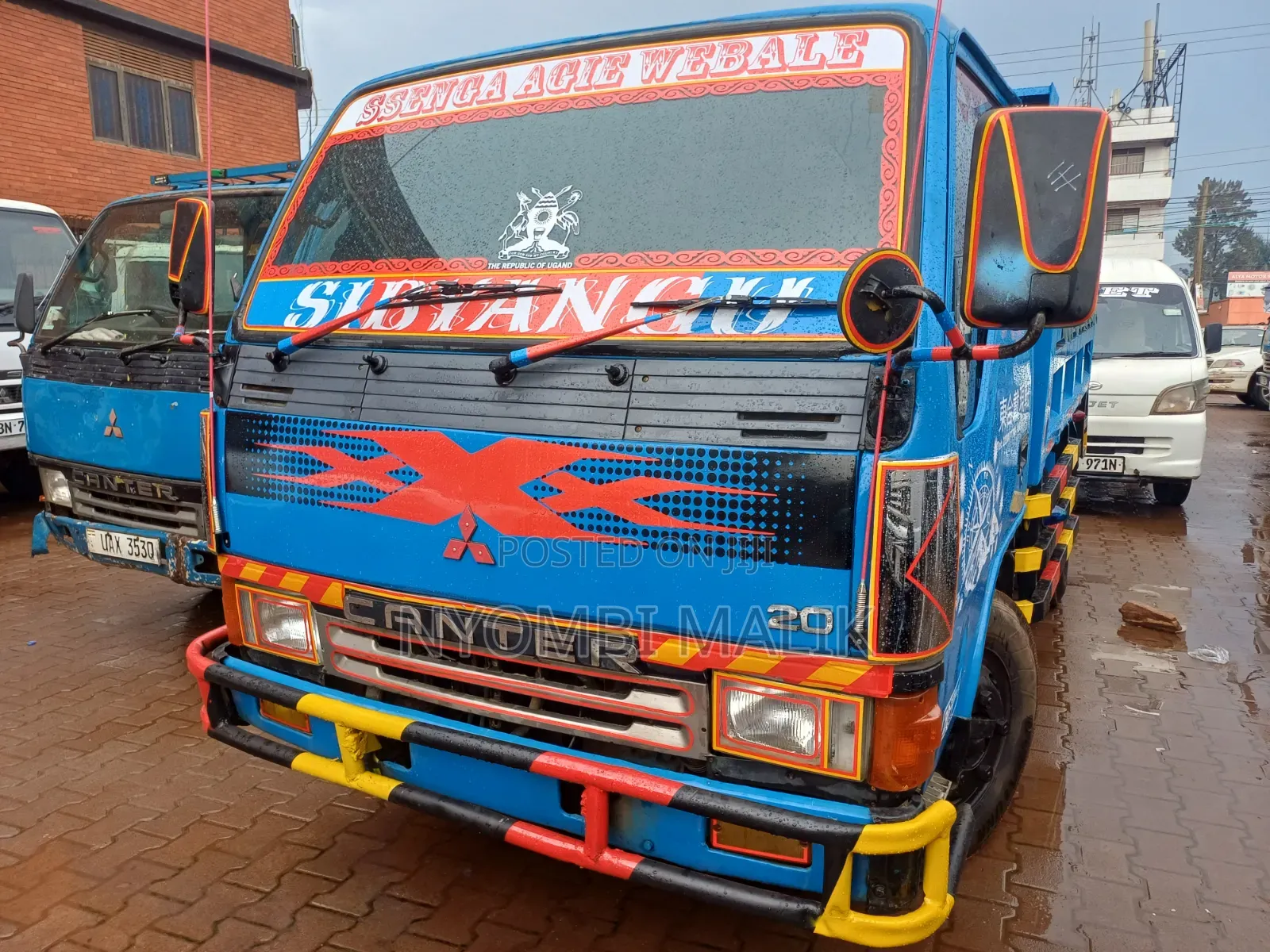 Canter Tipper