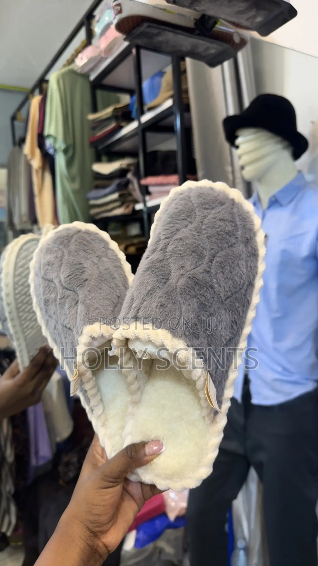 House Shoes/Indoor Sandals