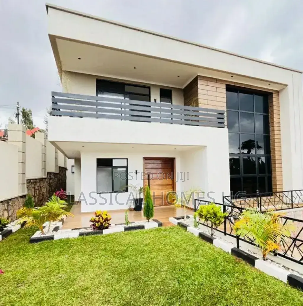 4bdrm Duplex in Muyenga, Central Division for rent