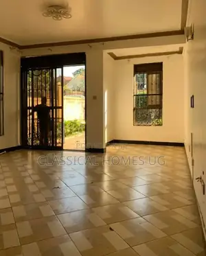 4bdrm Duplex in Mbuya Villa, Central Division for rent