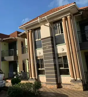 4bdrm Duplex in Mbuya Villa, Central Division for rent