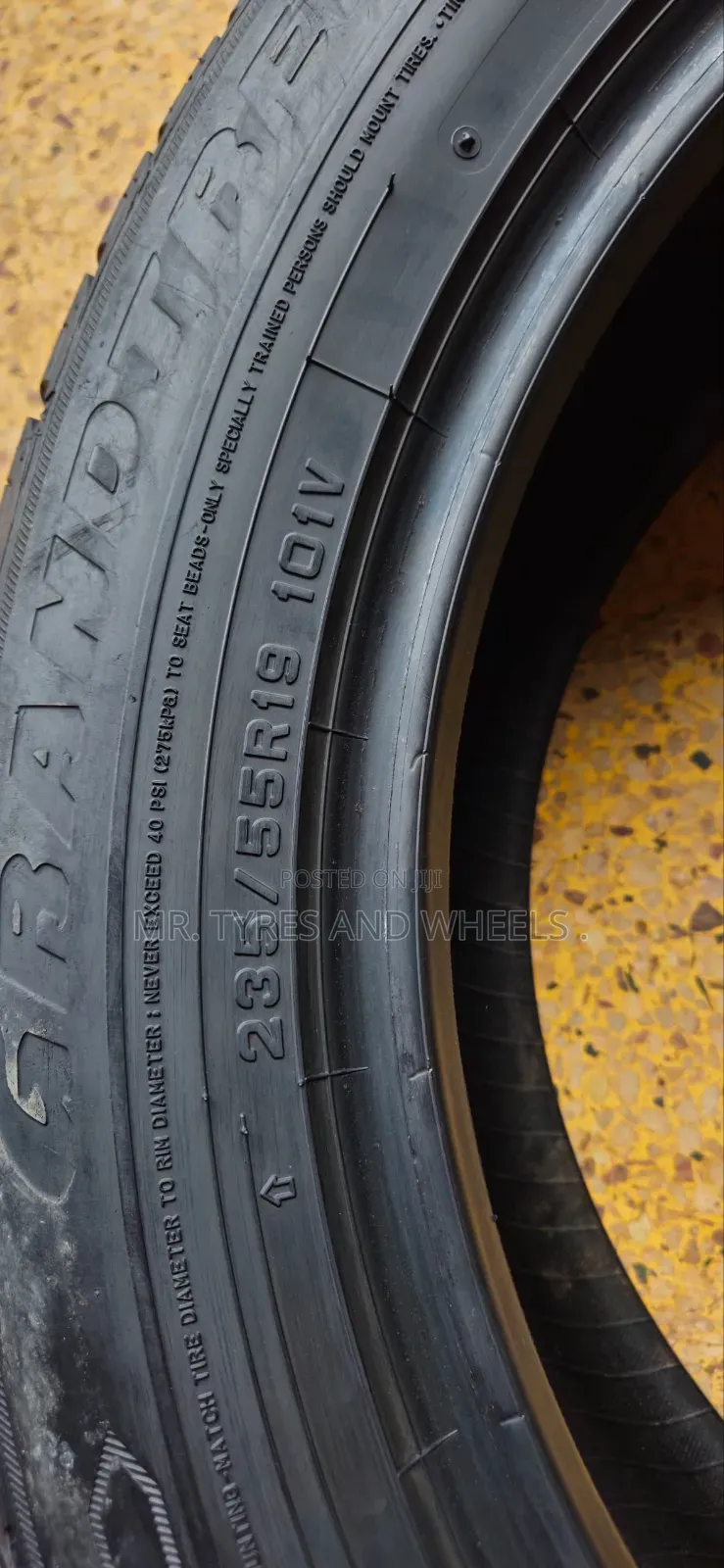 235 55 R19 Dunlop Grand Trek From Thailand  but Only 2pises.