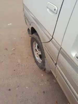 Toyota HiAce 2008 Off white