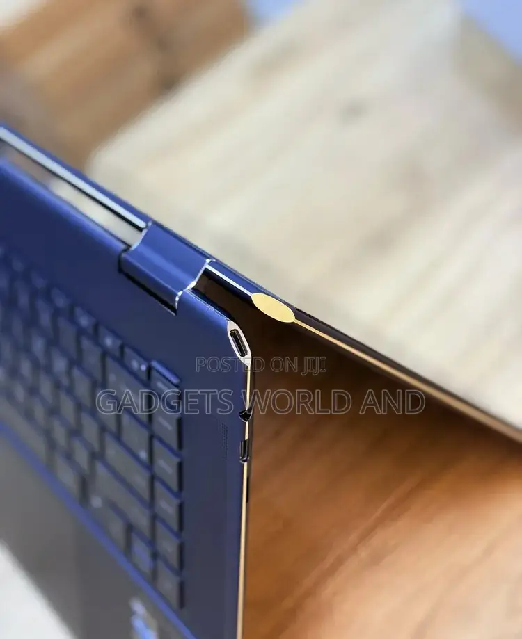 New Laptop HP Spectre 14 16GB Intel Core i7 SSD 2T