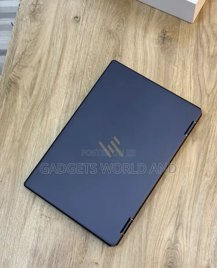 New Laptop HP Spectre 14 16GB Intel Core i7 SSD 2T