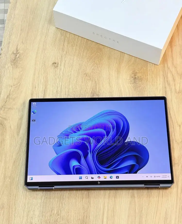 New Laptop HP Spectre 14 16GB Intel Core i7 SSD 2T