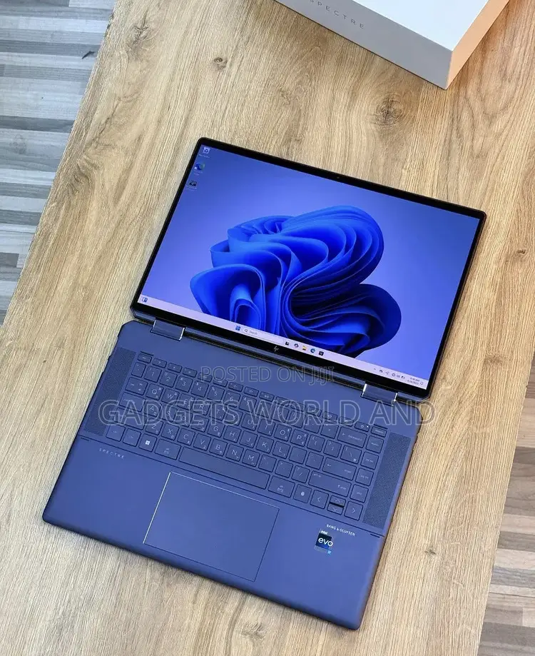 New Laptop HP Spectre 14 16GB Intel Core i7 SSD 2T
