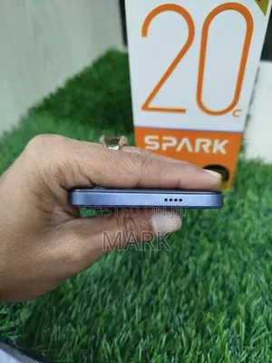 New Tecno Spark 20C 256 GB Black