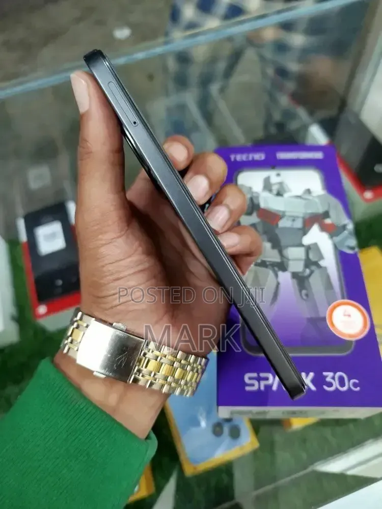 New Tecno Spark 30C 128 GB Black