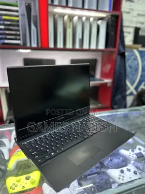 Laptop Lenovo Legion Y530 8GB Intel Core i5 HDD+SSD 256GB