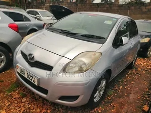 Toyota Vitz 1.3 FWD 3dr 2006 Silver