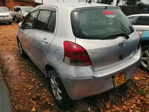 Toyota Vitz 1.3 FWD 3dr 2006 Silver