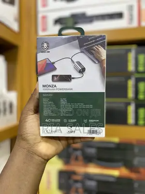 Green Lion Monza 10000mah Power Bank - Black