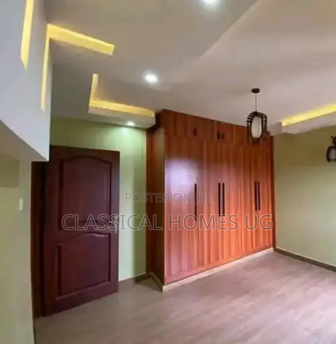 3bdrm Apartment in Lubowa Entebbe Road, Central Division for rent