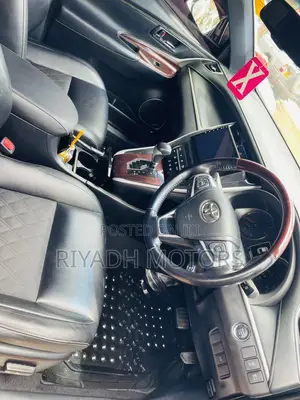 Toyota Harrier 2.0 2014 Black