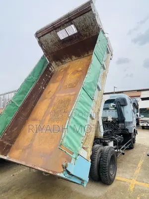 Fuso Tipper 6d16 Engine Baby Face