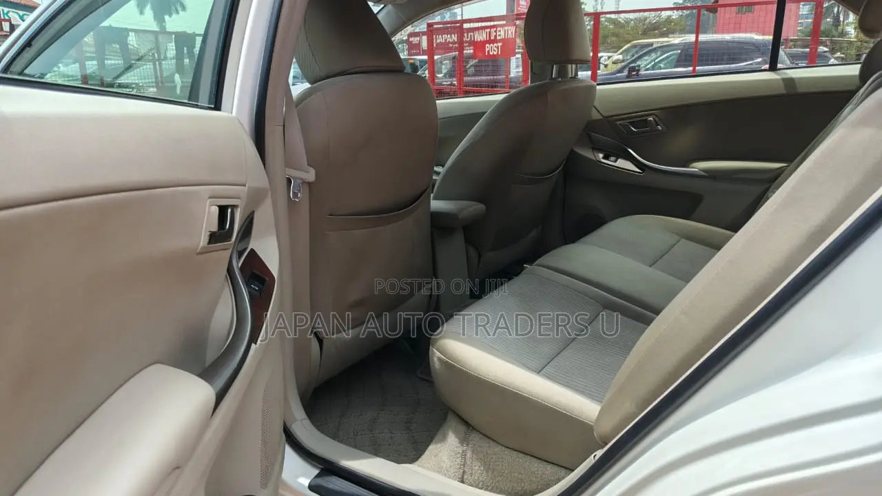 Toyota Premio 2012 White