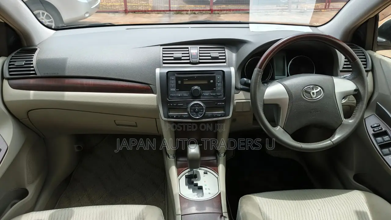 Toyota Premio 2012 White