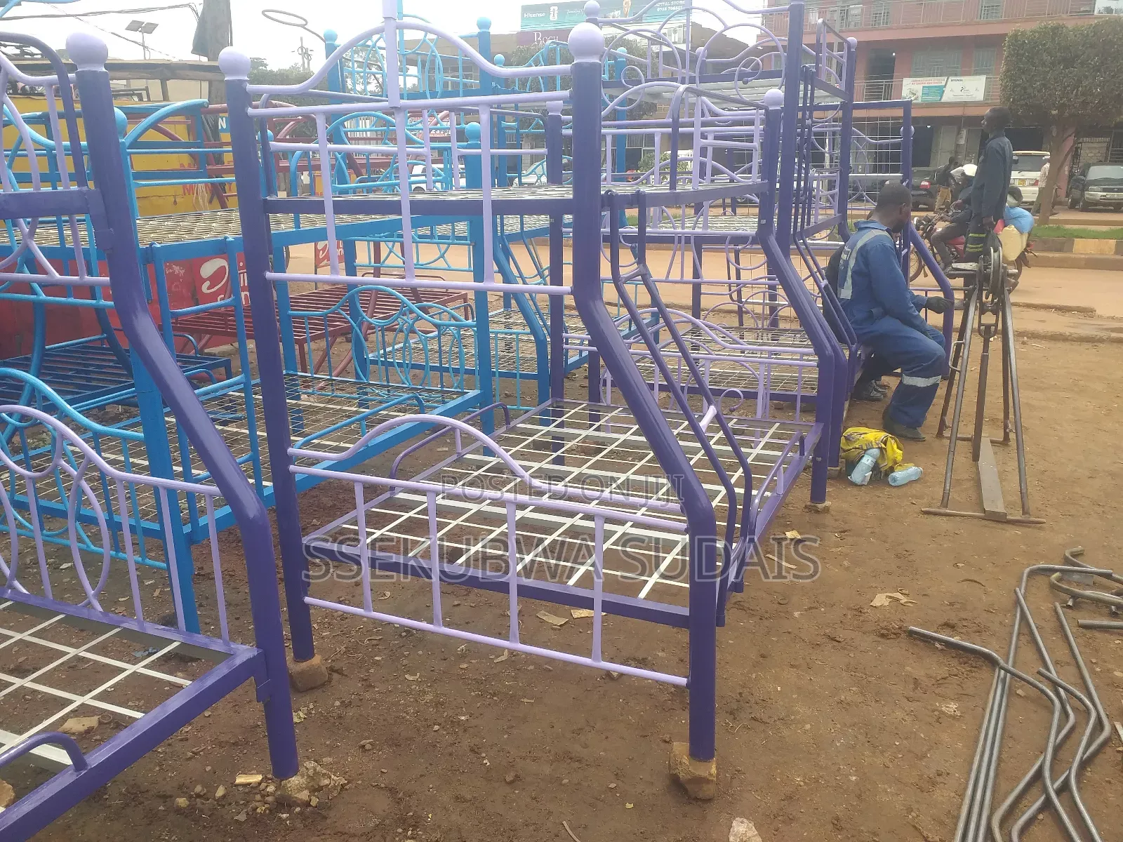 Double Bed Frame Kikona