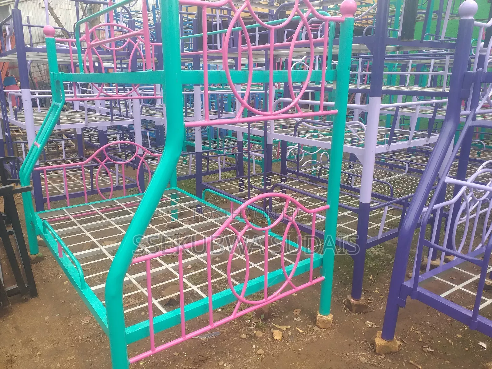 Double Bed Frame Kikona