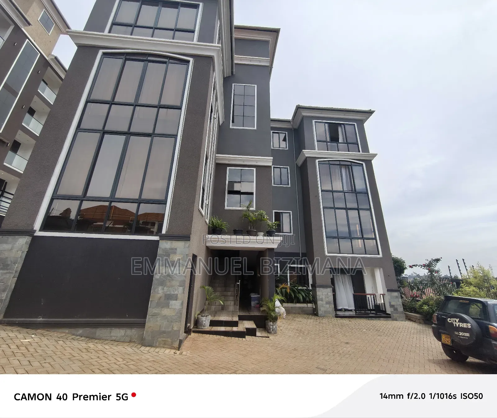 Furnished 2bdrm Block of Flats in Kisaasi, Central Division for sale