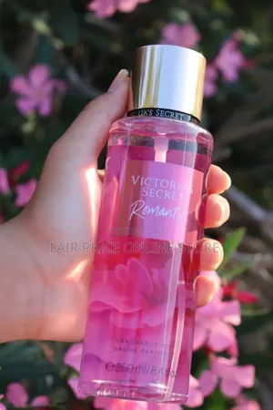 Victoria Secret Perfume / Victoria's Secret Body Splash Mist