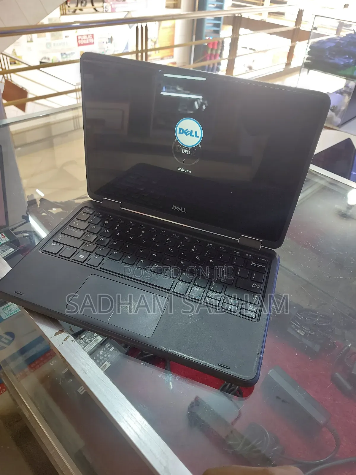 Laptop Dell Latitude 3189 4GB Intel Celeron SSD 128GB