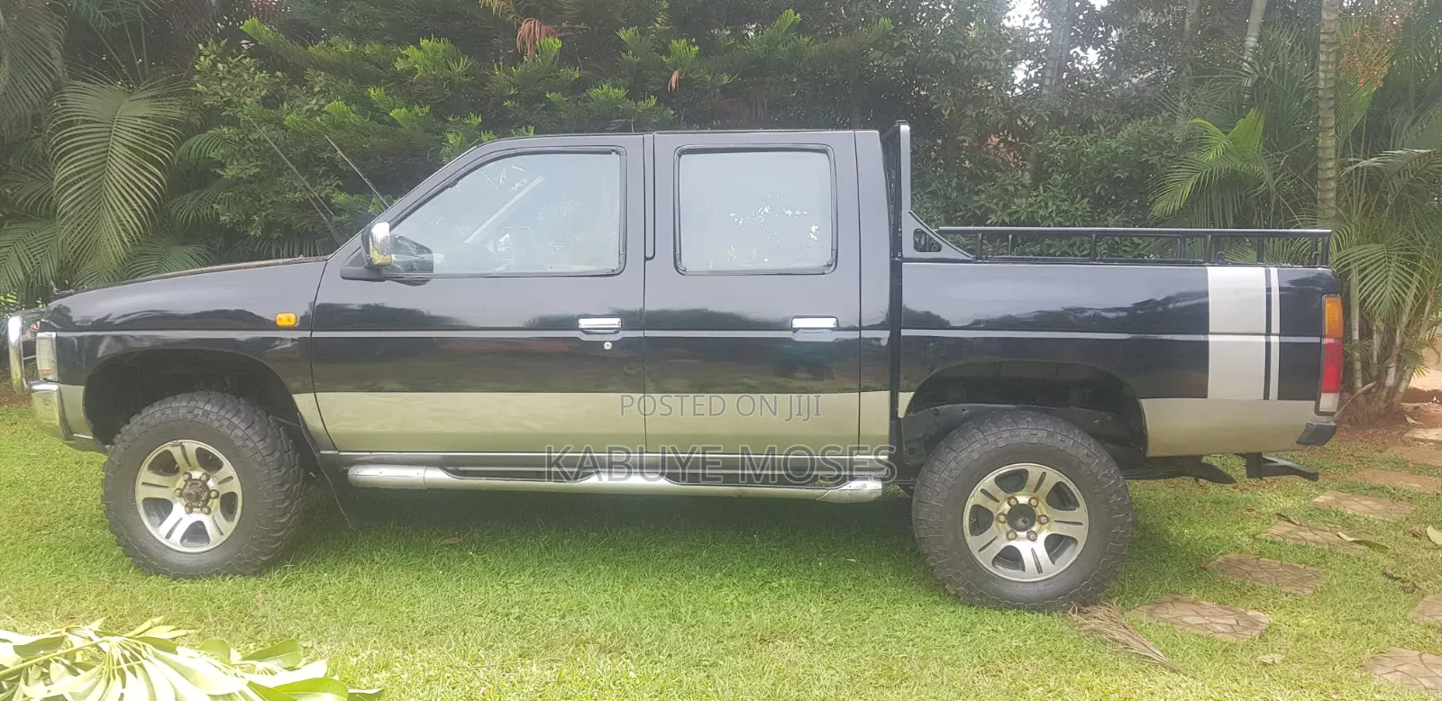 Nissan DoubleCab 1998 Black