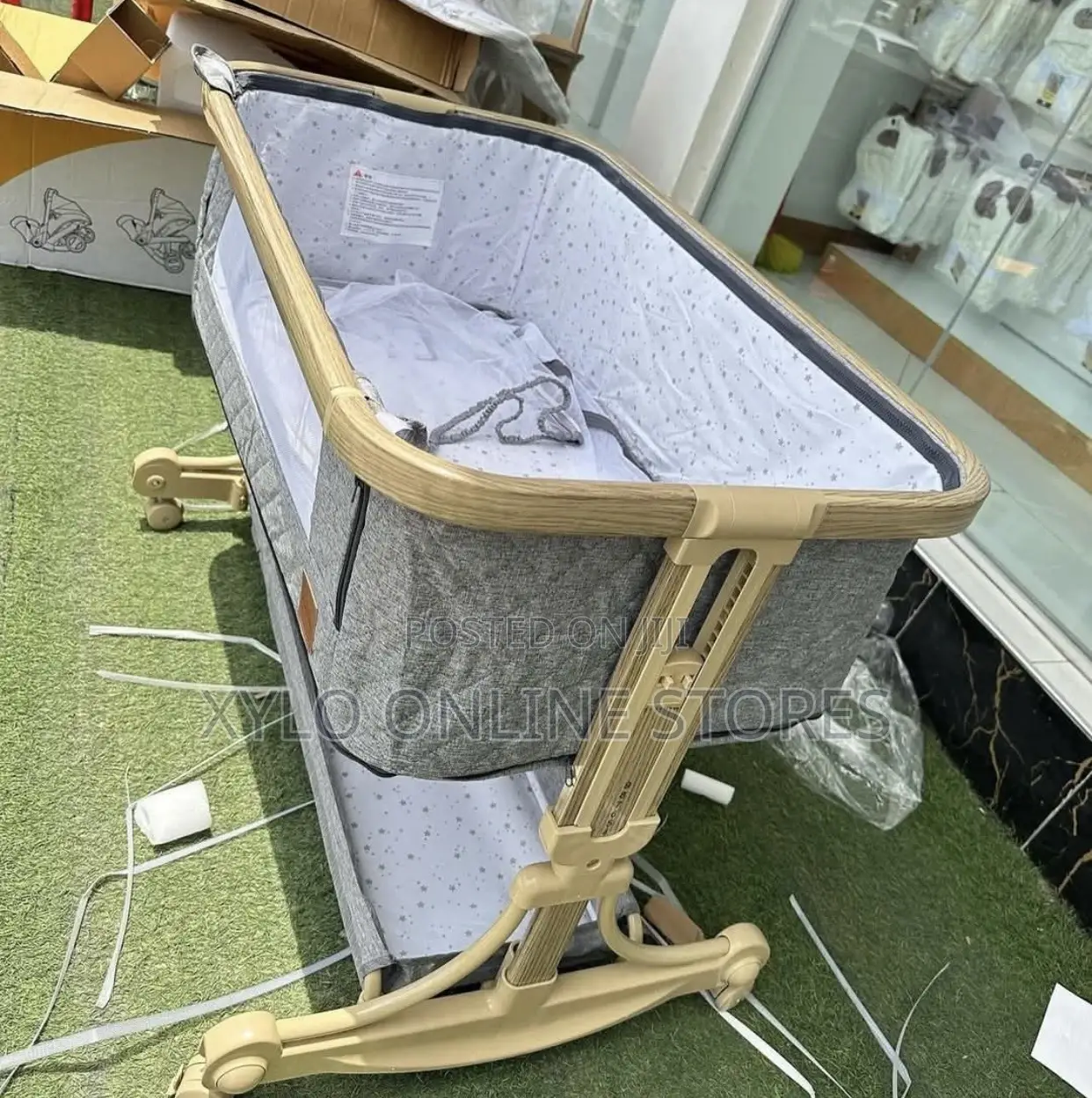 3 in 1 Baby Bassinet and Bedside Sleeper