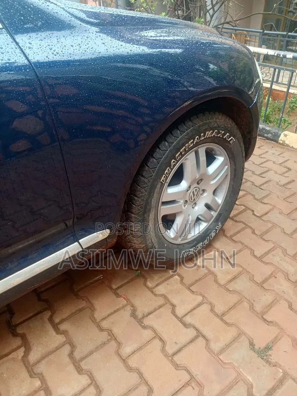 Volkswagen Touareg 2009 Blue