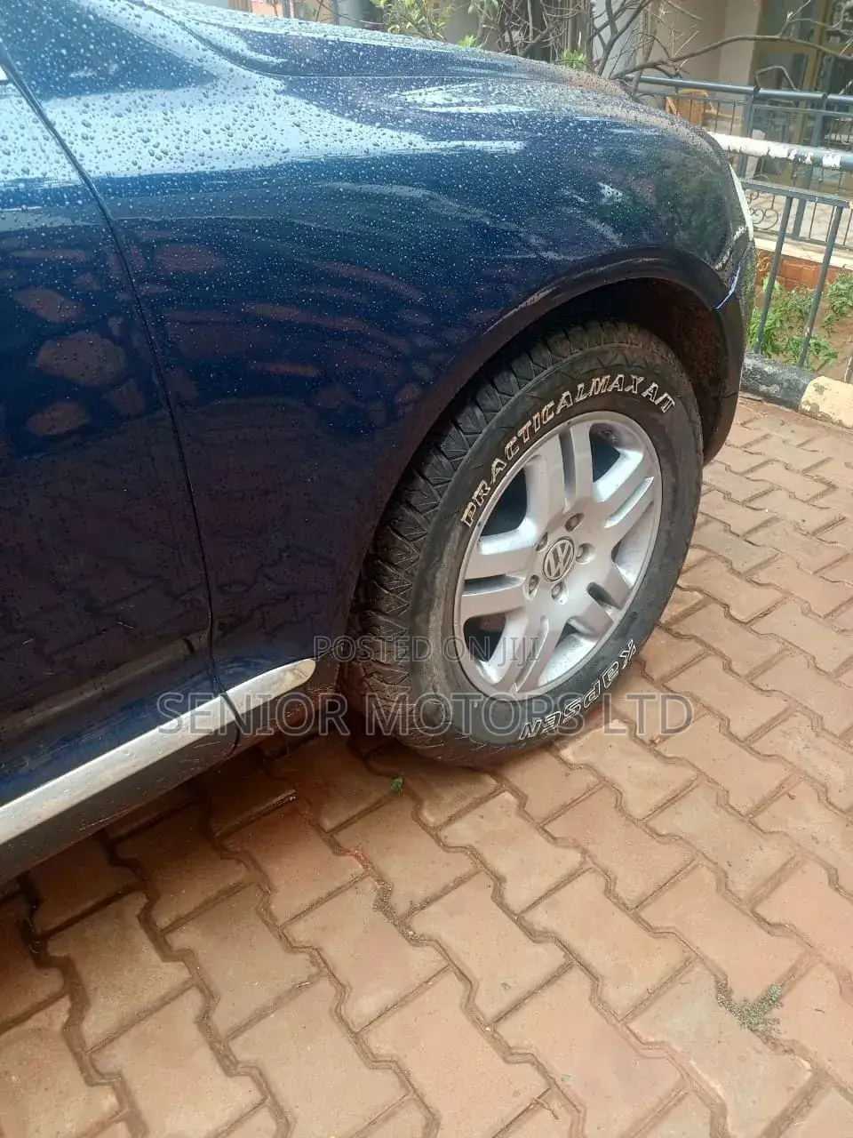 Volkswagen Touareg 2009 Blue