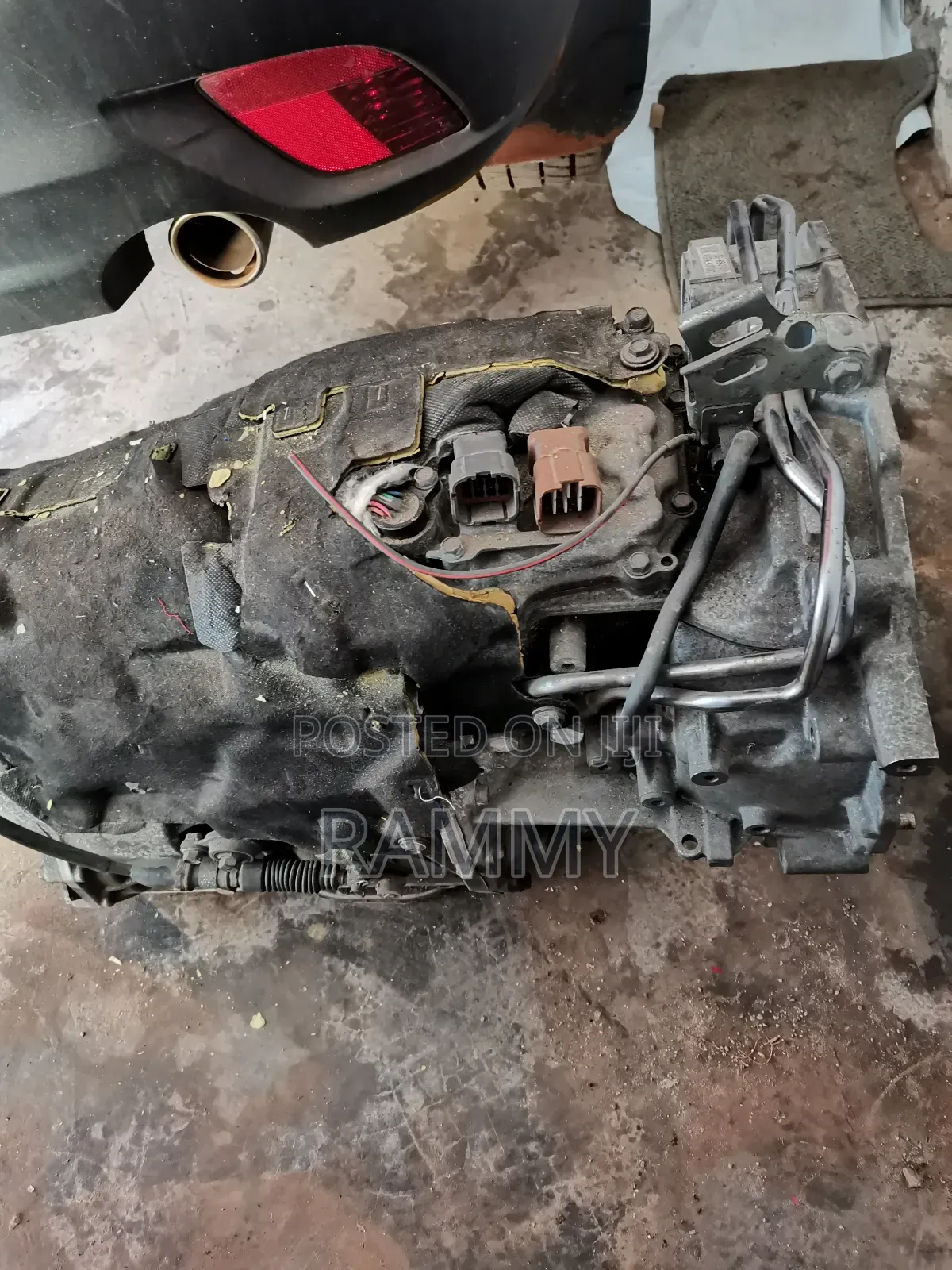 Subaru Forester 2015 Non-Turbo Gear Box and Different Engine Parts