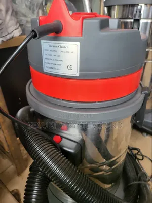 30 Litres Commercial Vacuum Cleaner - Wet and Dry- 1600w