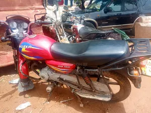 Bajaj Boxer 150 UG 2023 Red