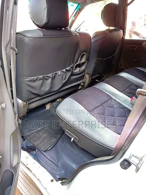 Toyota Land Cruiser 2003 White