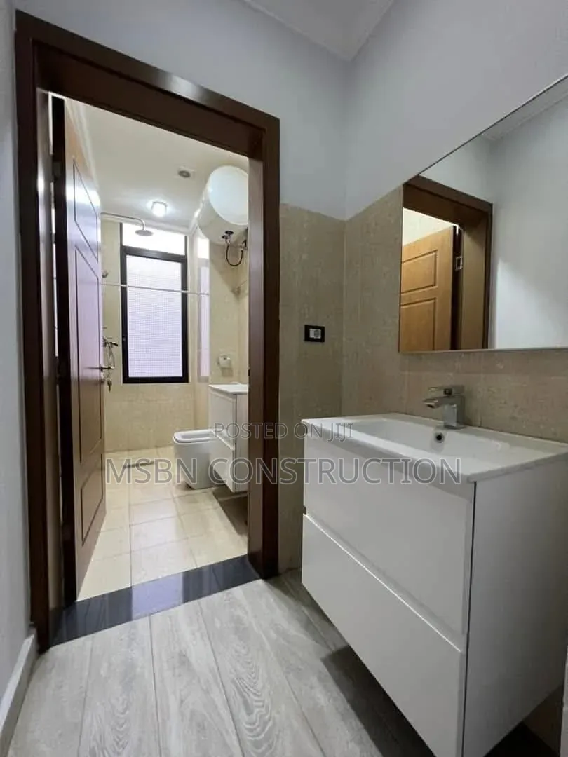 5bdrm Bungalow in Central Division for sale