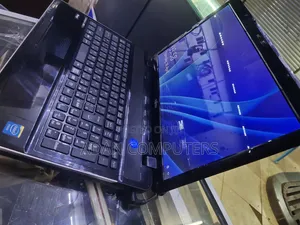 Laptop Fujitsu Lifebook AH530 4GB Intel Core i7 HDD 250GB