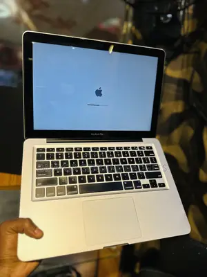 Laptop Apple MacBook 8GB Intel Core i5 HDD 500GB