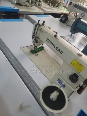 Working Foot Sewing Machine