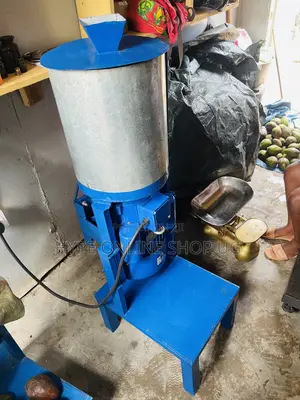 Specialized Commercial Gnuts Grinding Machine 18kgs for Powder,Kipooli