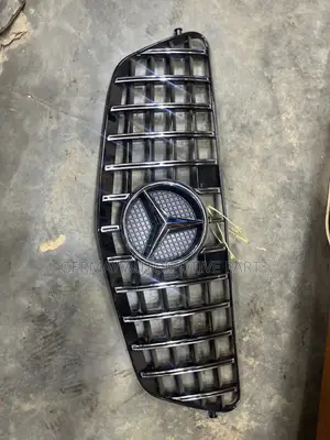 Mercedes E Class W212 Grille