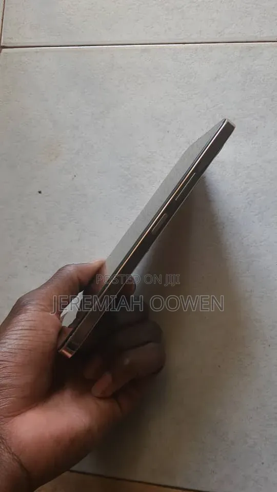 Infinix Note 30 256 GB Gold