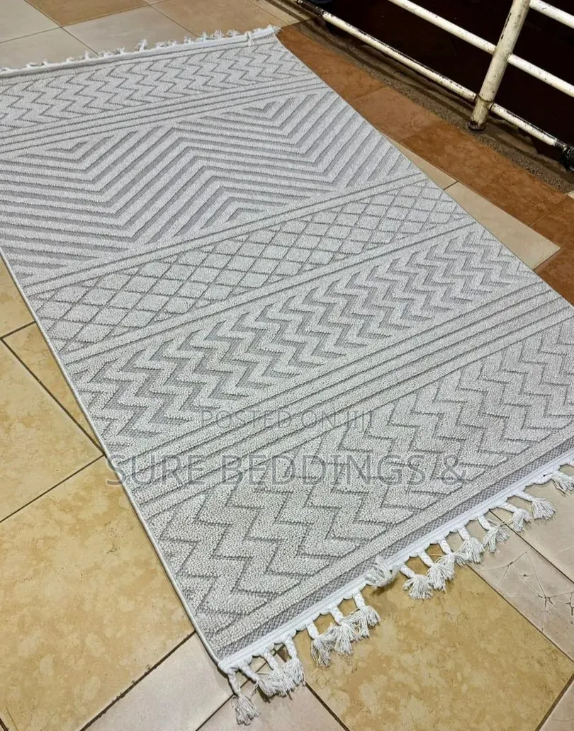 Casa Modern Carpet