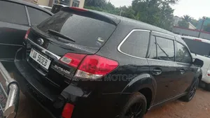 Subaru Outback 2011 Black